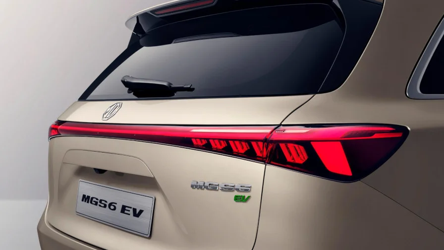 MG S6 EV full-width LED tail lights close-up