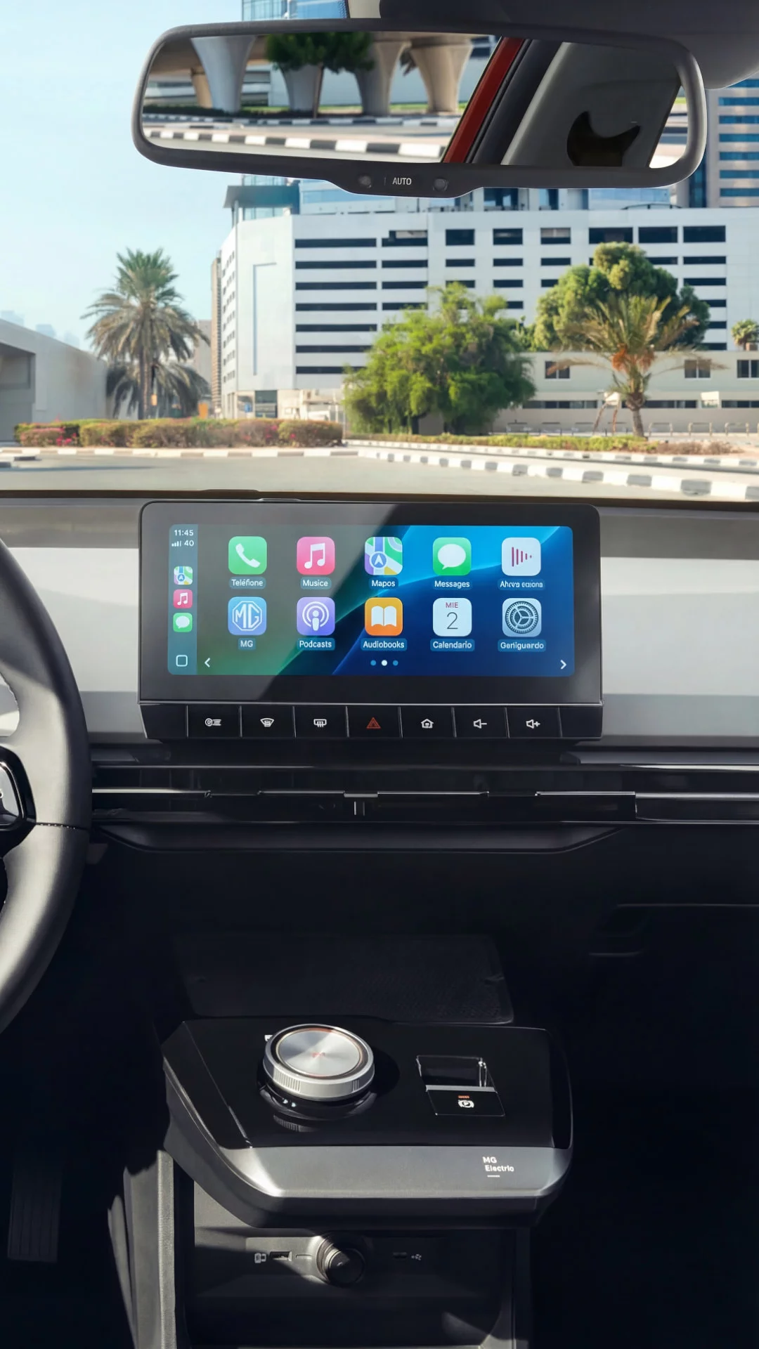 CONNECTIVITY CarPlay / Android Auto