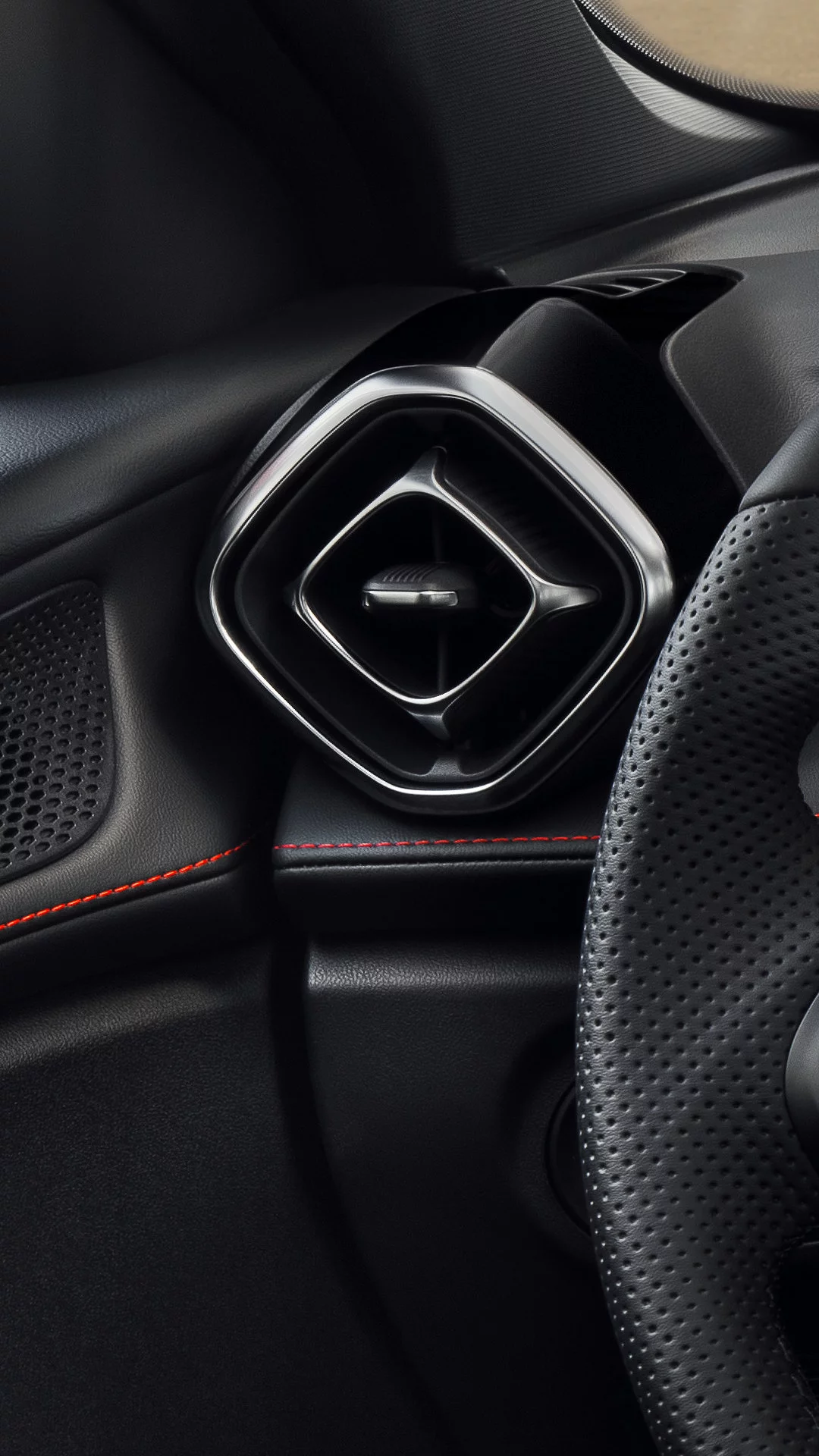 قمرة قيادة توحي بالحركة