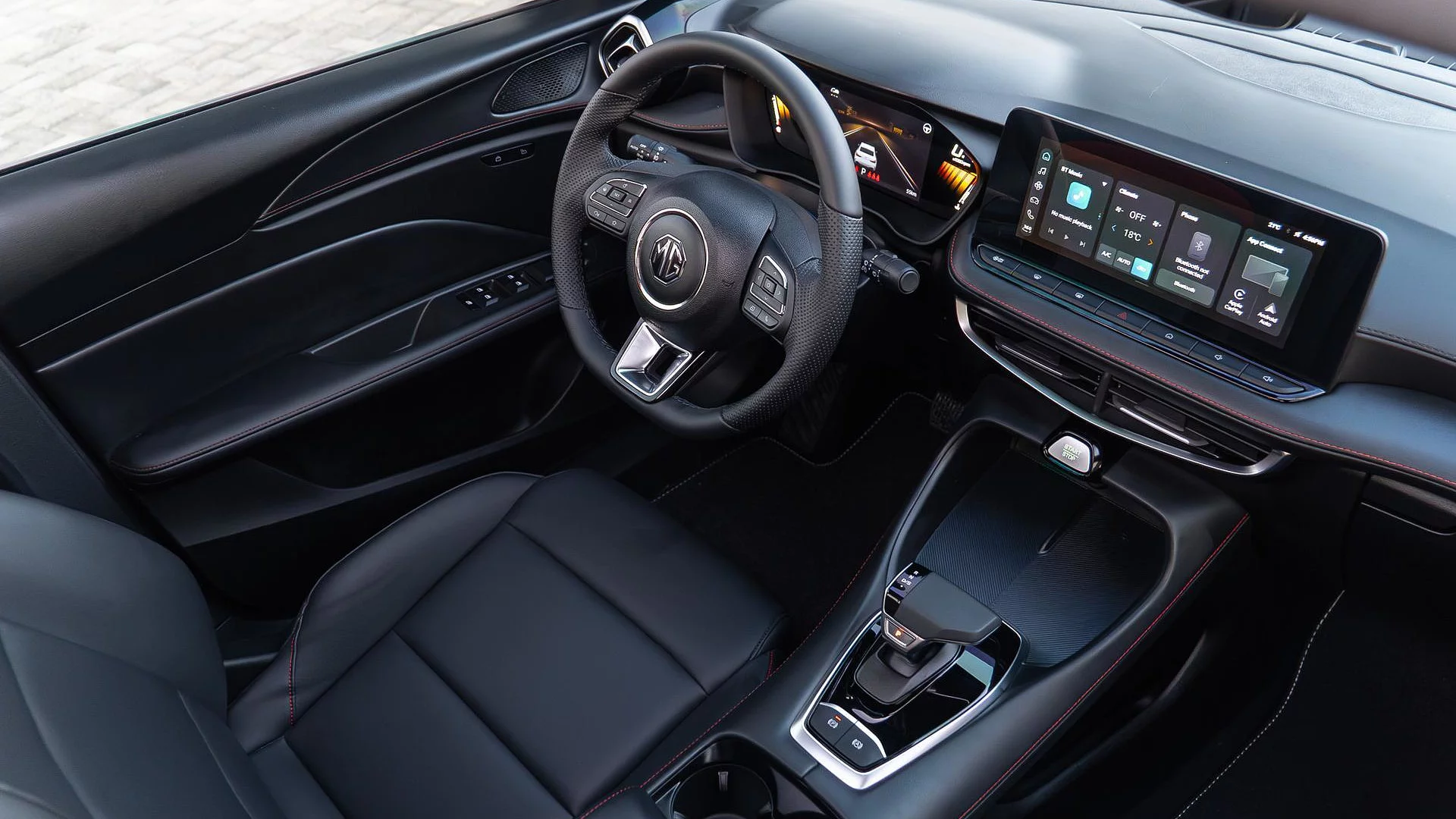 MG GT interior